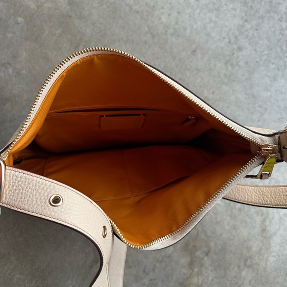 Coach Snoopy & Woodstock Women’s Shoulder Bag - Picture 3 of 5